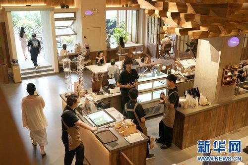 西安潮流咖啡館 文藝創(chuàng)作與表演引領消費新體驗
