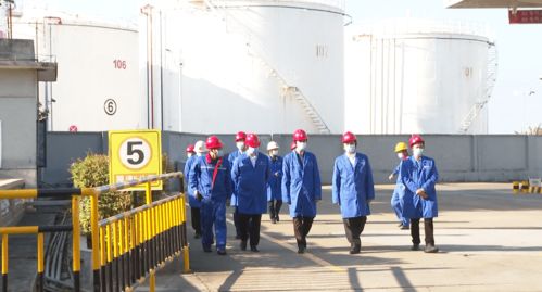 海陵區(qū)領導帶隊開展節(jié)前綜合檢查與慰問，保障安全祥和過佳節(jié)